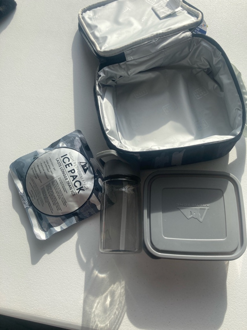 Arctic Zone camo print lunch box BPA food and drink container & ice pack - Picture 10 of 17